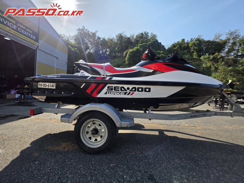 [제트스키중고] 씨두(Sea-Doo) WAKE PRO 215 (2012년식 / 49h)  + 트레일러 포함 | 씨두 · WAKE PRO 215 · 2012년 · 충북