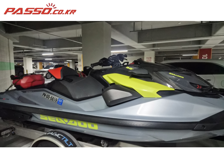 귀한매물 관리 정말 잘된 제트스키  2025년식  씨두 Sea-Doo RXP-X 325 | 아이스메탈 / 만타그린/짧은... | 씨두 · RXP X 325 · 2025년 · 경남